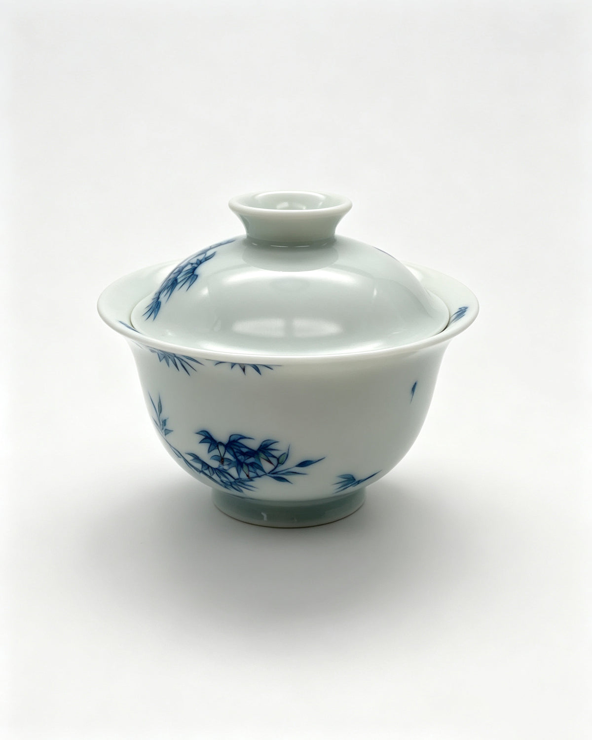 Whispering Bamboo Gaiwan        150ml   -Jingdezhen porcelain