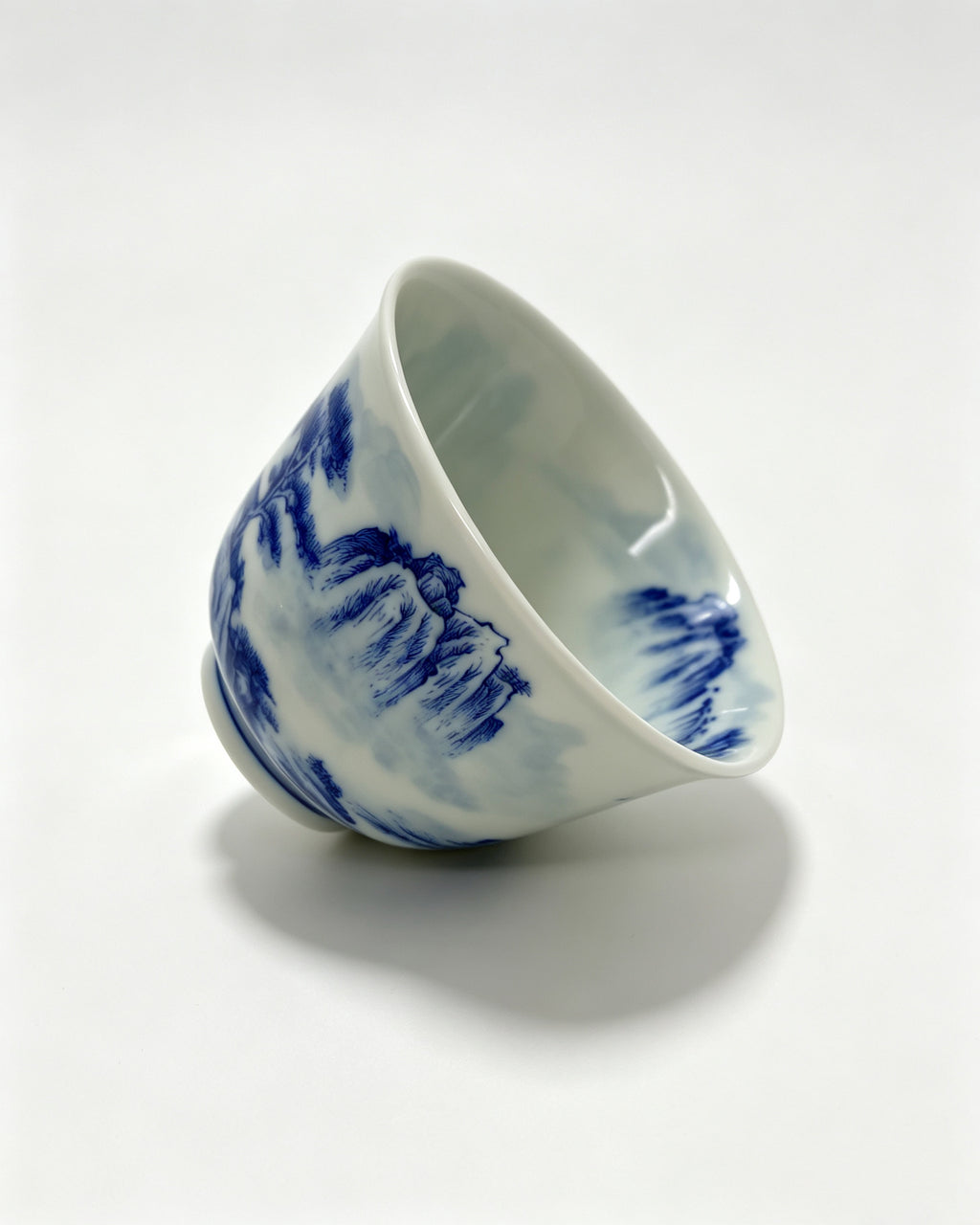 Mountain Dwelling Landscape       70ml   -Jingdezhen porcelain
