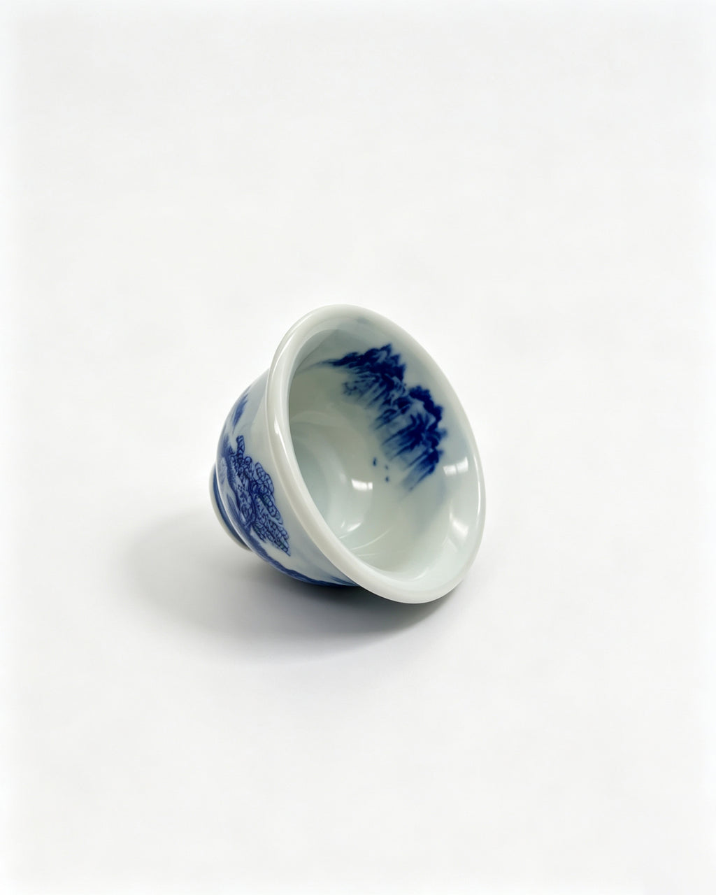 Blue and White Landscape Tea Cup       50ml   -Jingdezhen porcelain