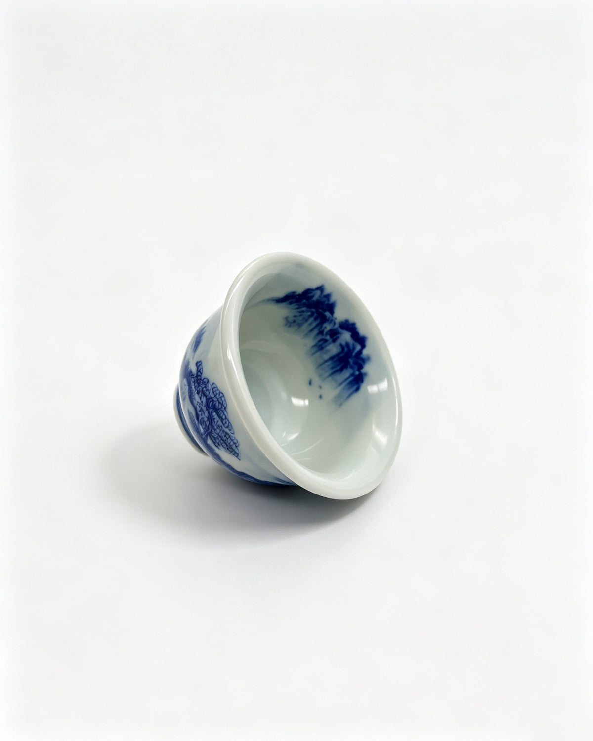 Blue and White Landscape Tea Cup       50ml   -Jingdezhen porcelain