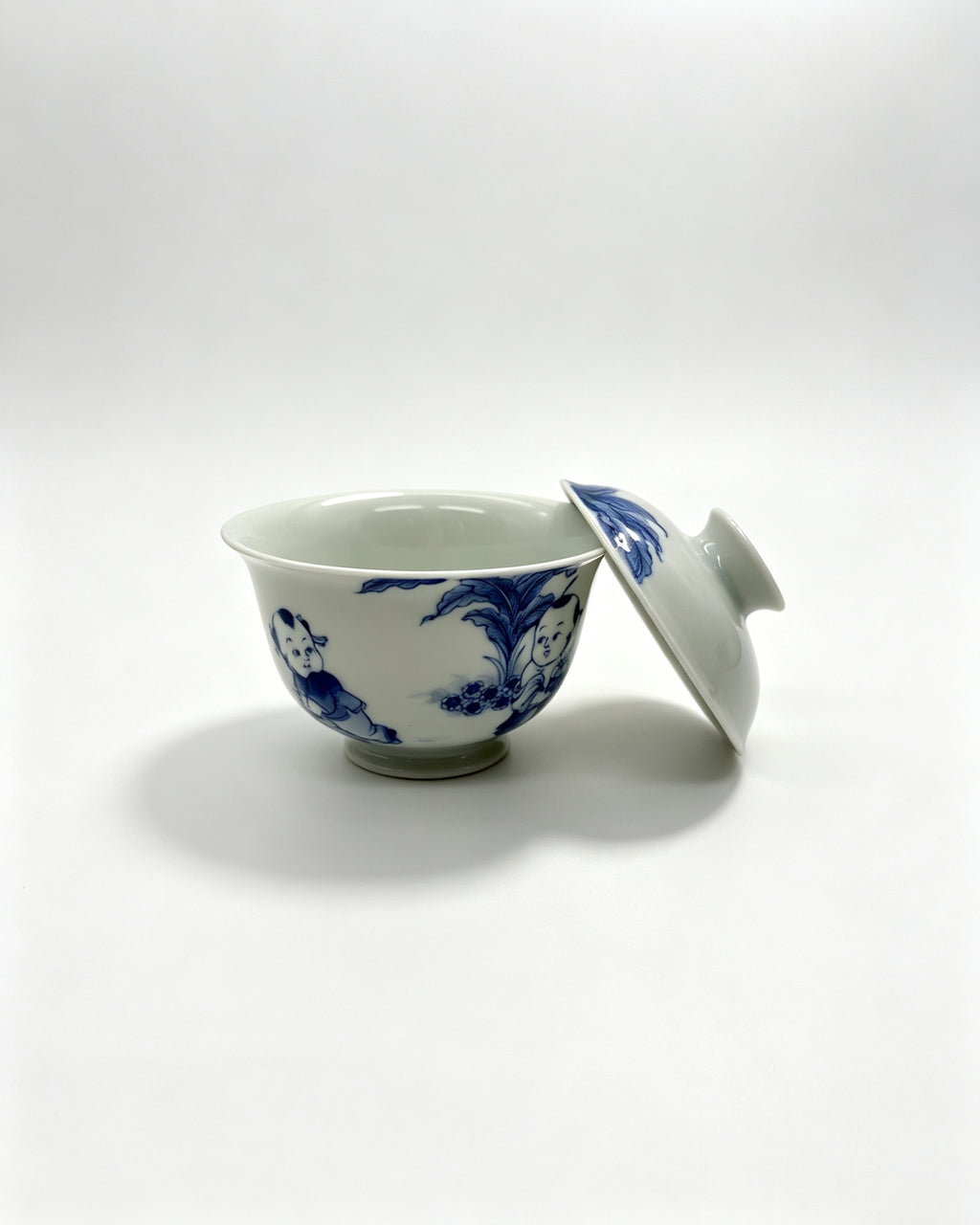 Joyful Kids Under Banana Leaves        160ml   -Jingdezhen porcelain