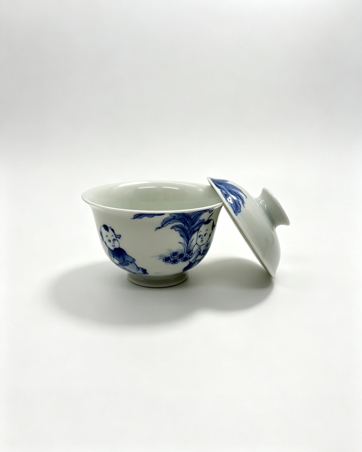 Joyful Kids Under Banana Leaves        160ml   -Jingdezhen porcelain