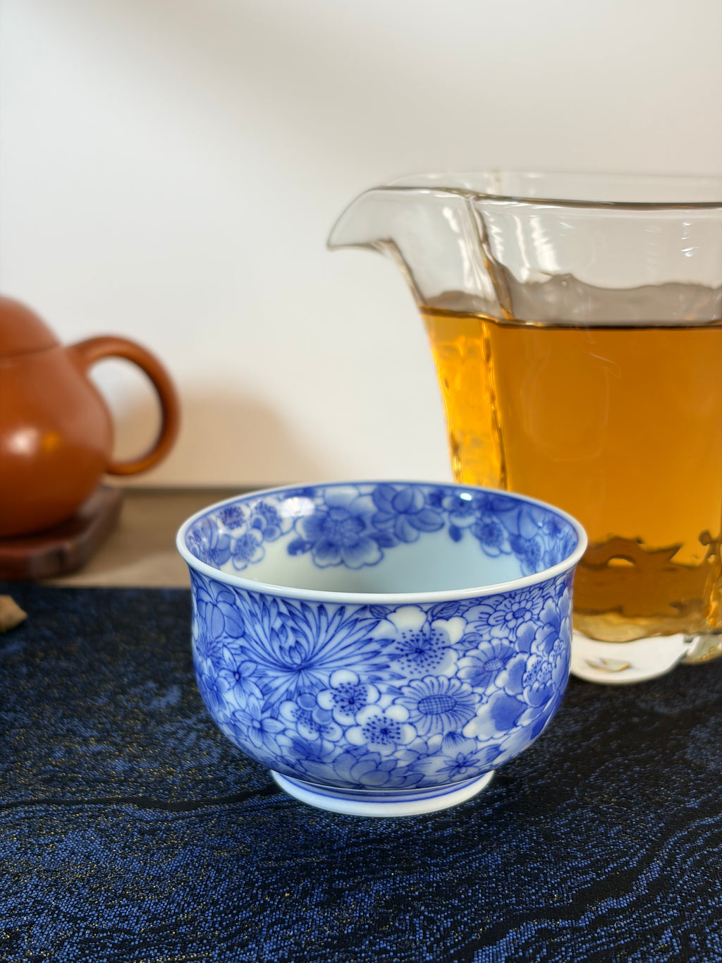 Million Flowers Fragrance Teacup        100ml   -Jingdezhen porcelain