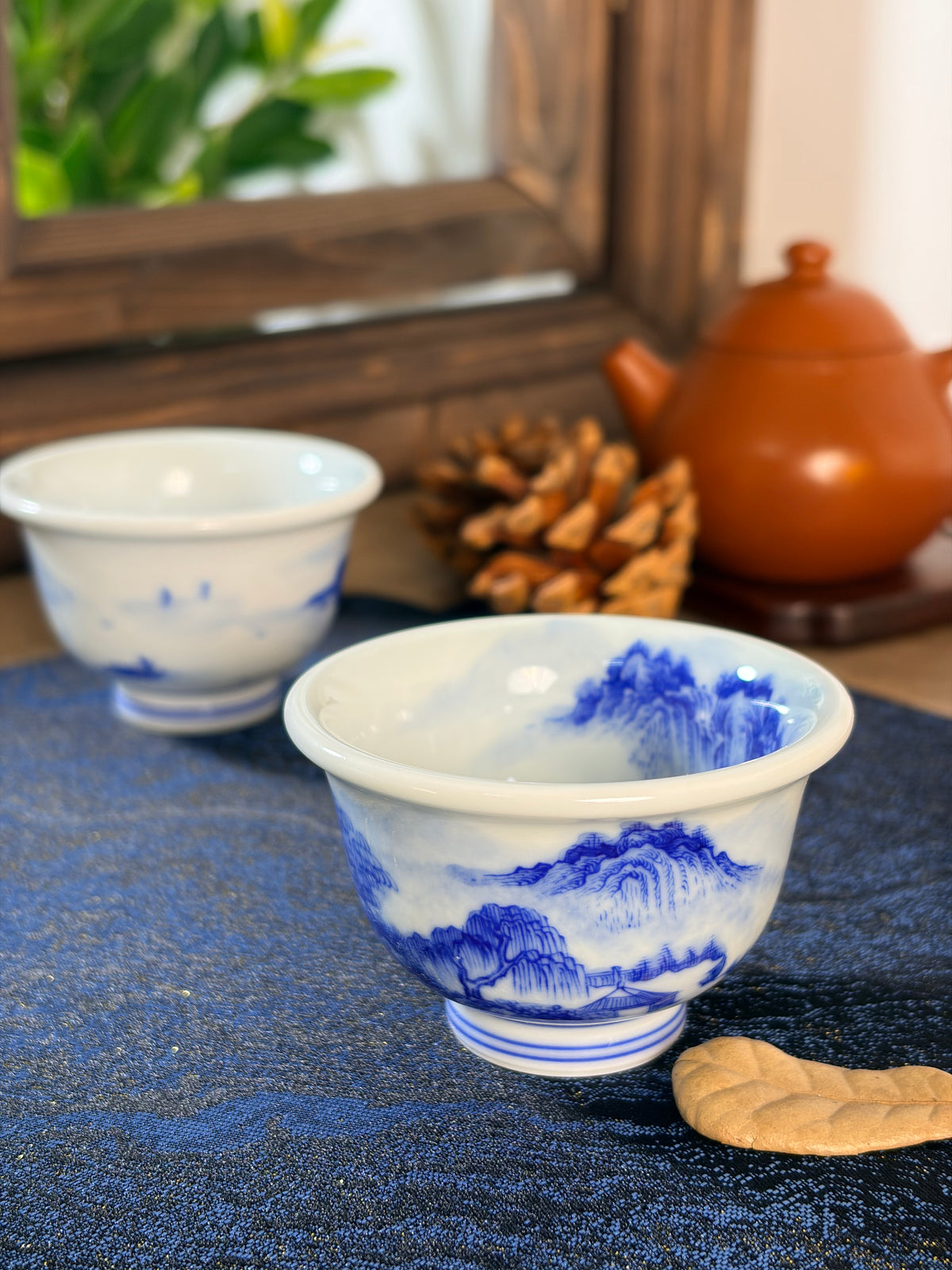 Blue and White Landscape Tea Cup       50ml   -Jingdezhen porcelain