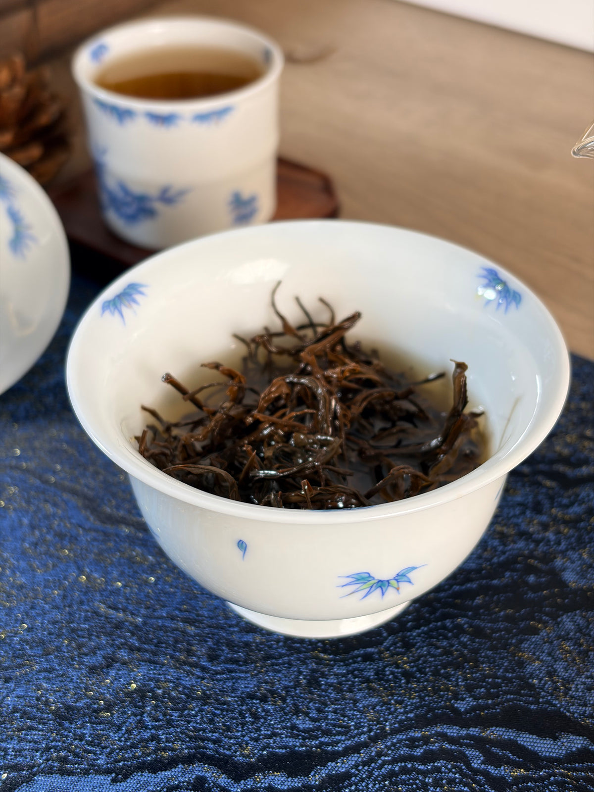 Whispering Bamboo Gaiwan        150ml   -Jingdezhen porcelain