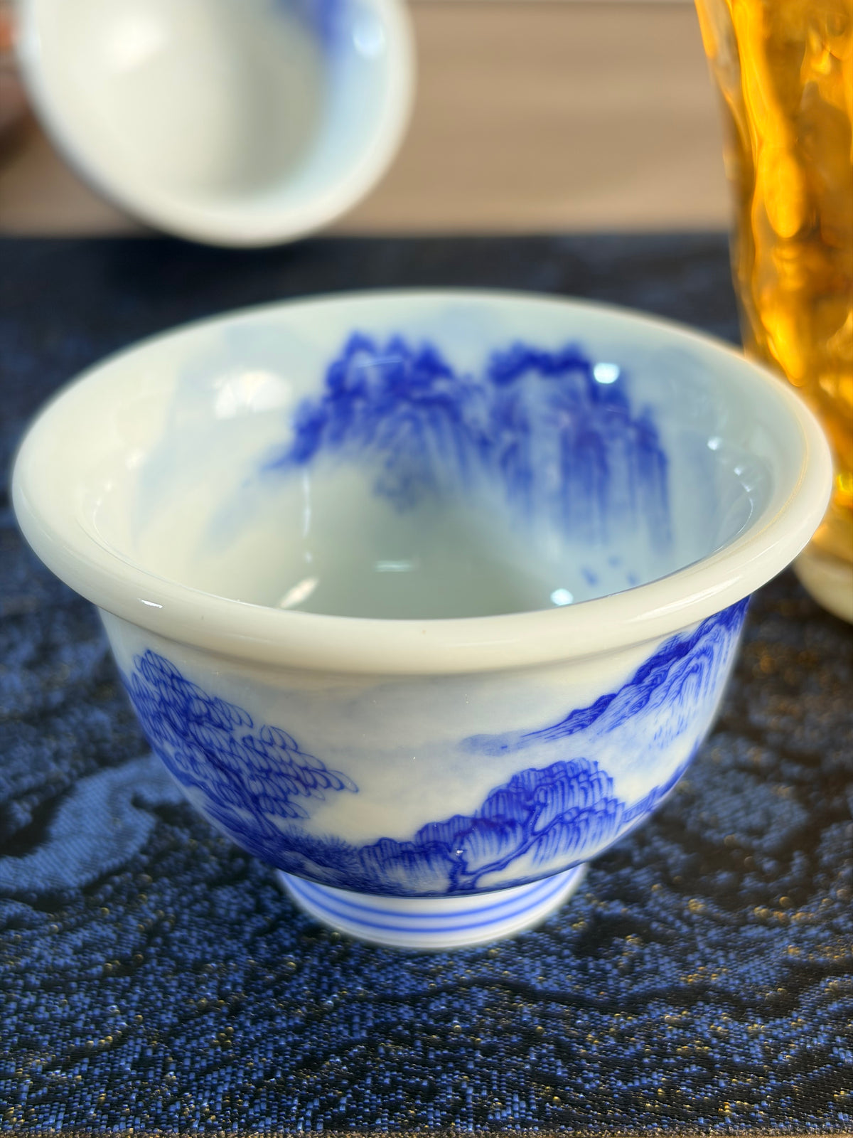 Blue and White Landscape Tea Cup       50ml   -Jingdezhen porcelain