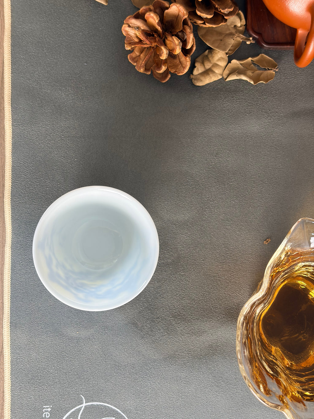 Three Friends of Winter      80ml   -Jingdezhen porcelain