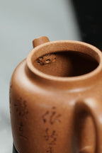 Ji Zhi 160cc - Yixing Zisha Purple Clay Teapot