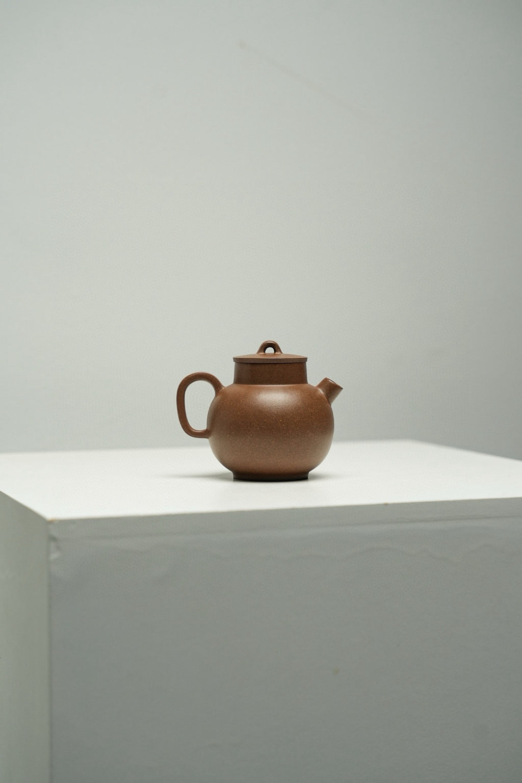 Ling Long Yu Guan 100cc - Yixing Zisha Purple Clay Teapot