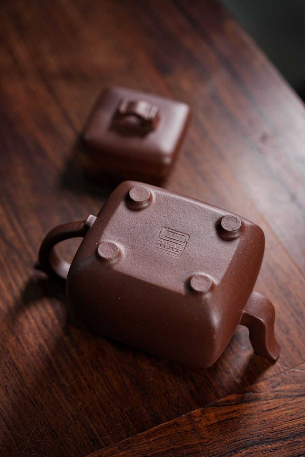 Yun Lu  225cc - Yixing Zisha Purple Clay Teapot