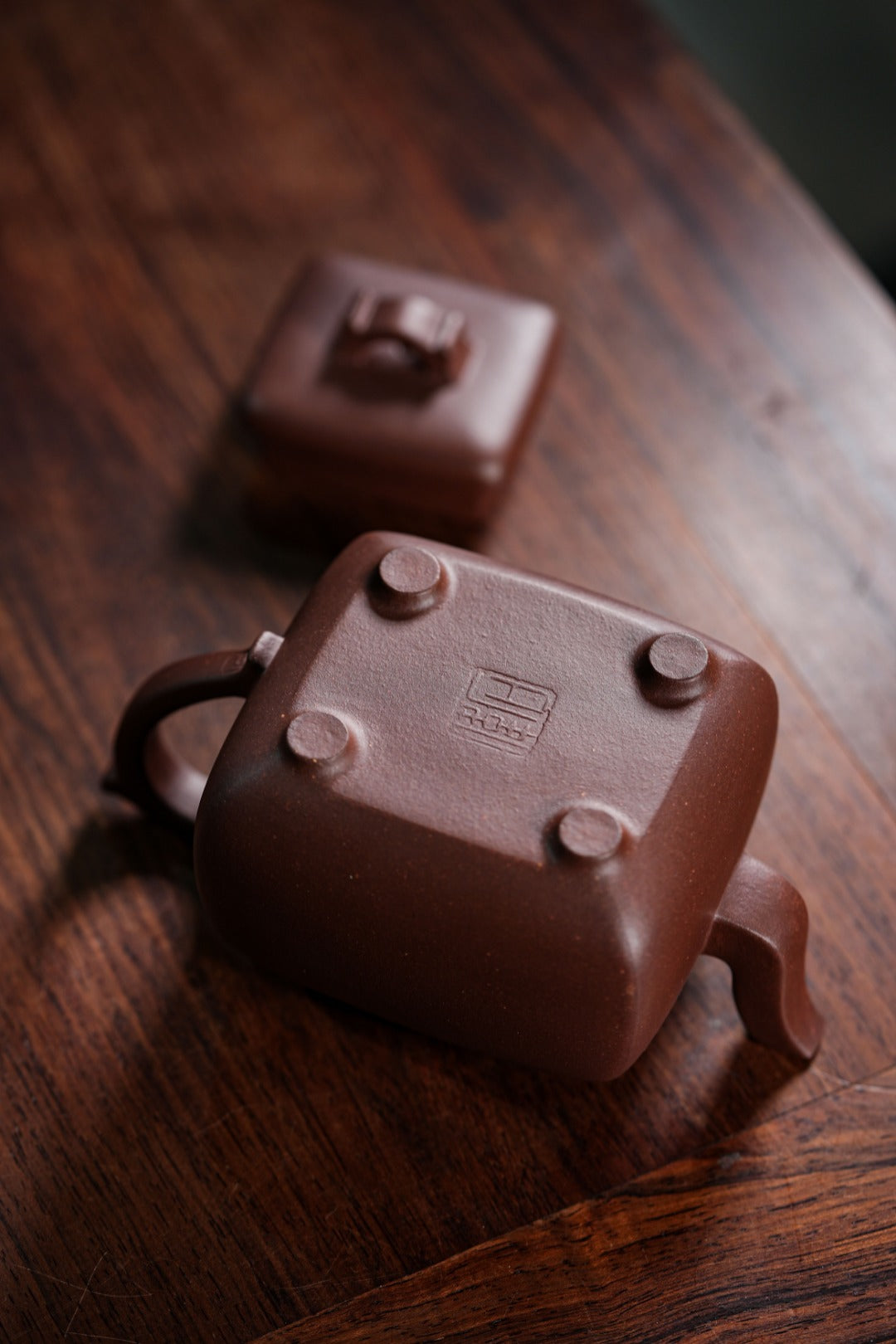 Yun Lu  225cc - Yixing Zisha Purple Clay Teapot