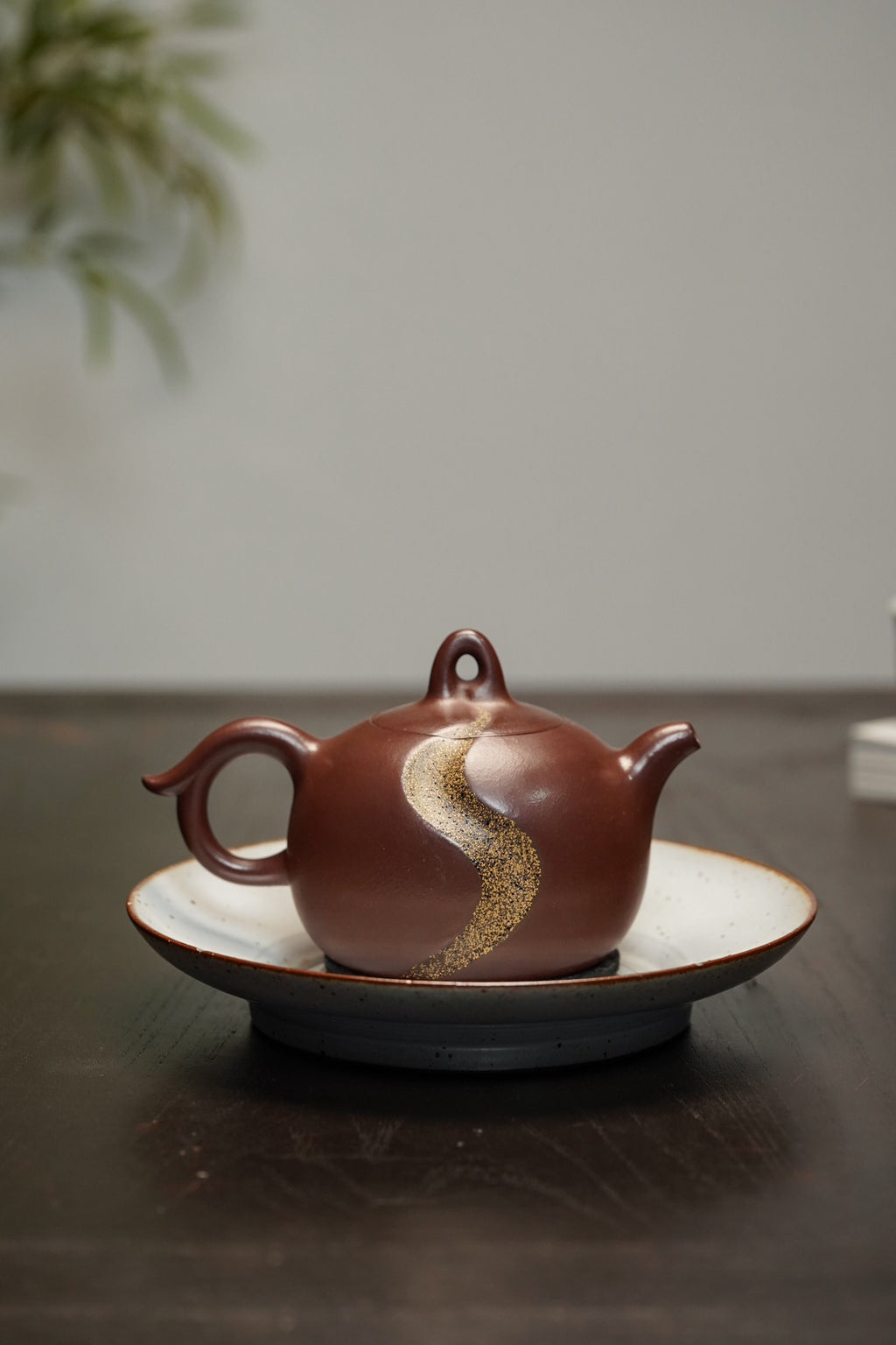 Ren Sheng Lu  420cc - Yixing Zisha Purple Clay Teapot