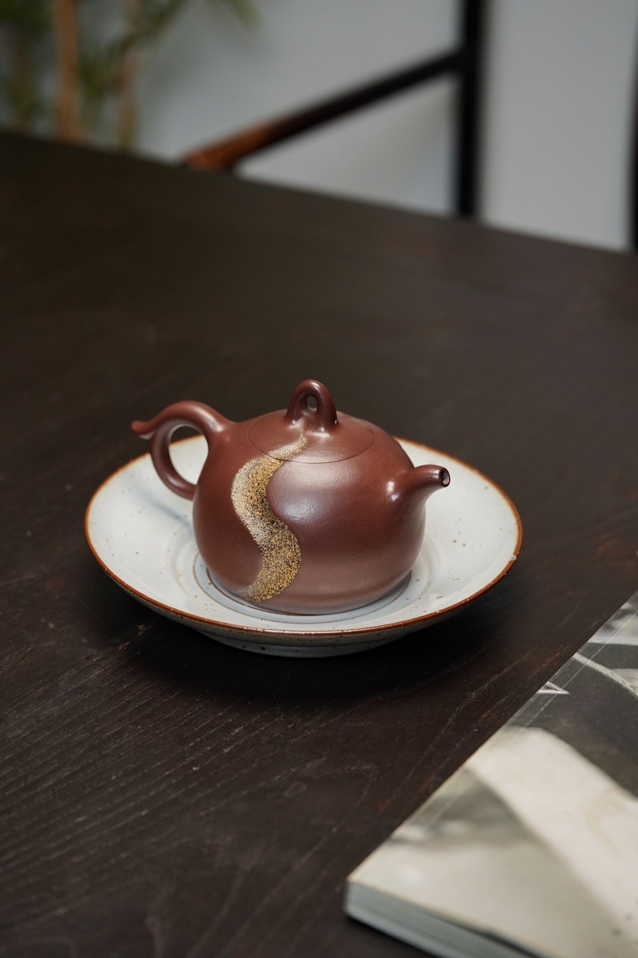 Ren Sheng Lu  420cc - Yixing Zisha Purple Clay Teapot