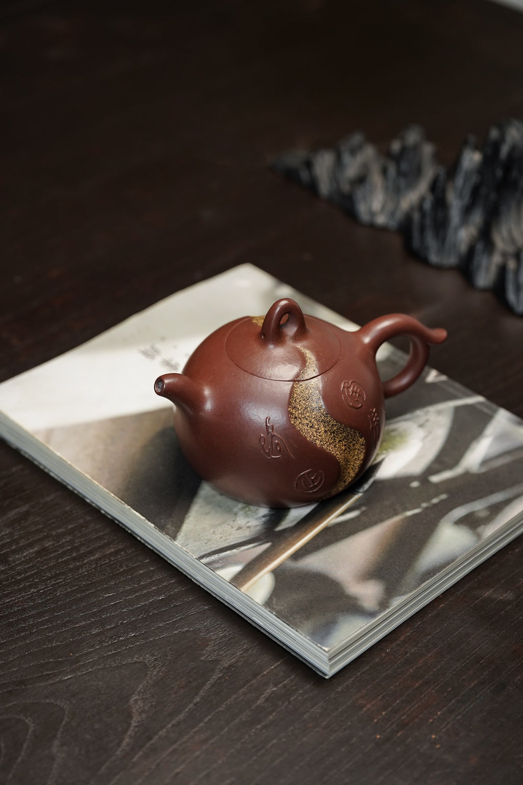 Ren Sheng Lu  420cc - Yixing Zisha Purple Clay Teapot