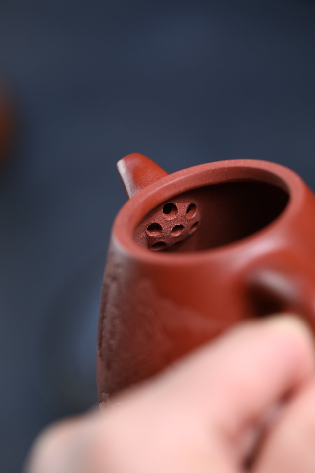 Gao Shan Liu Shui 190cc - Yixing Zisha Purple Clay Teapot