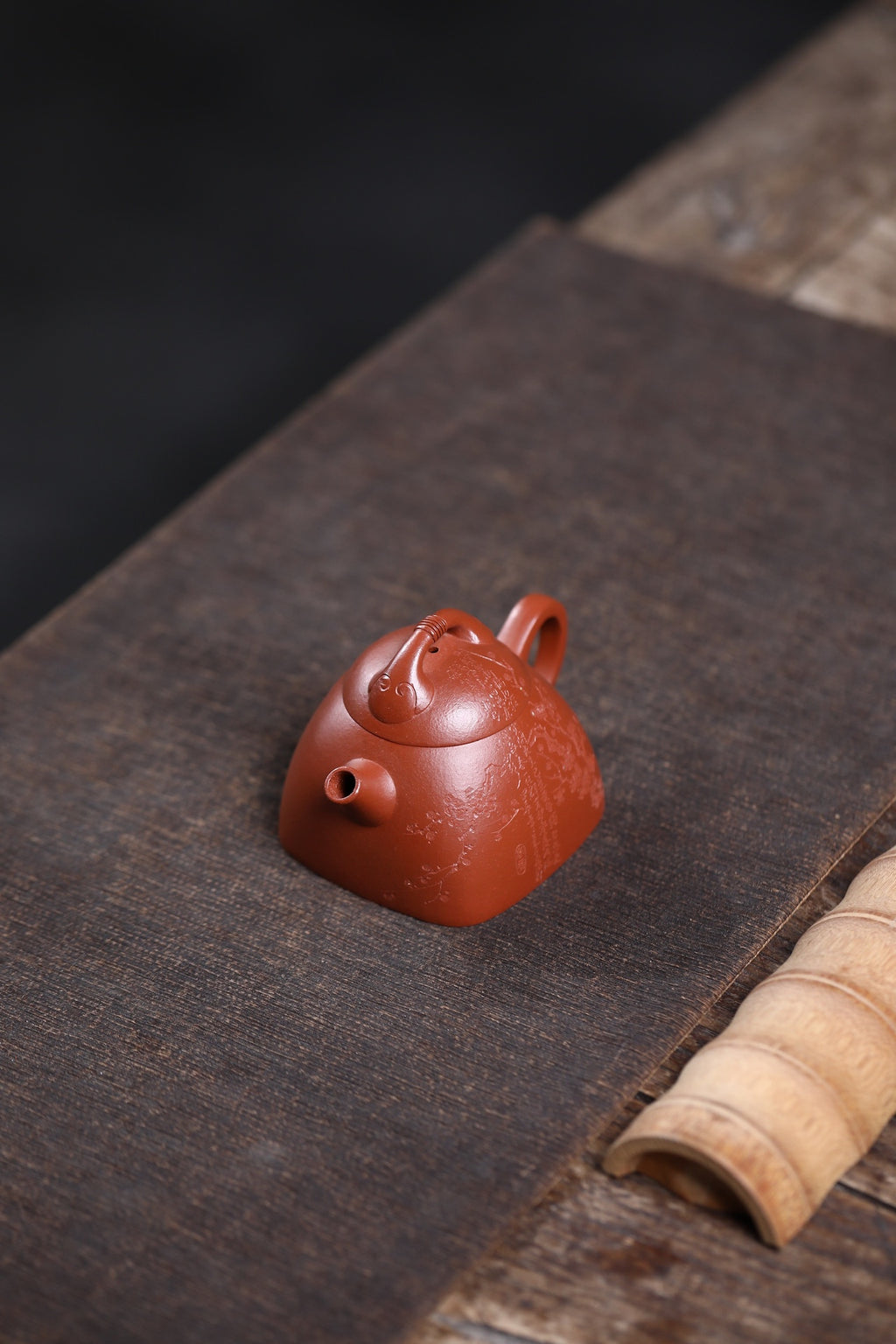Si Fang Ru Yi Qin Quan  120cc - Yixing Zisha Purple Clay Teapot