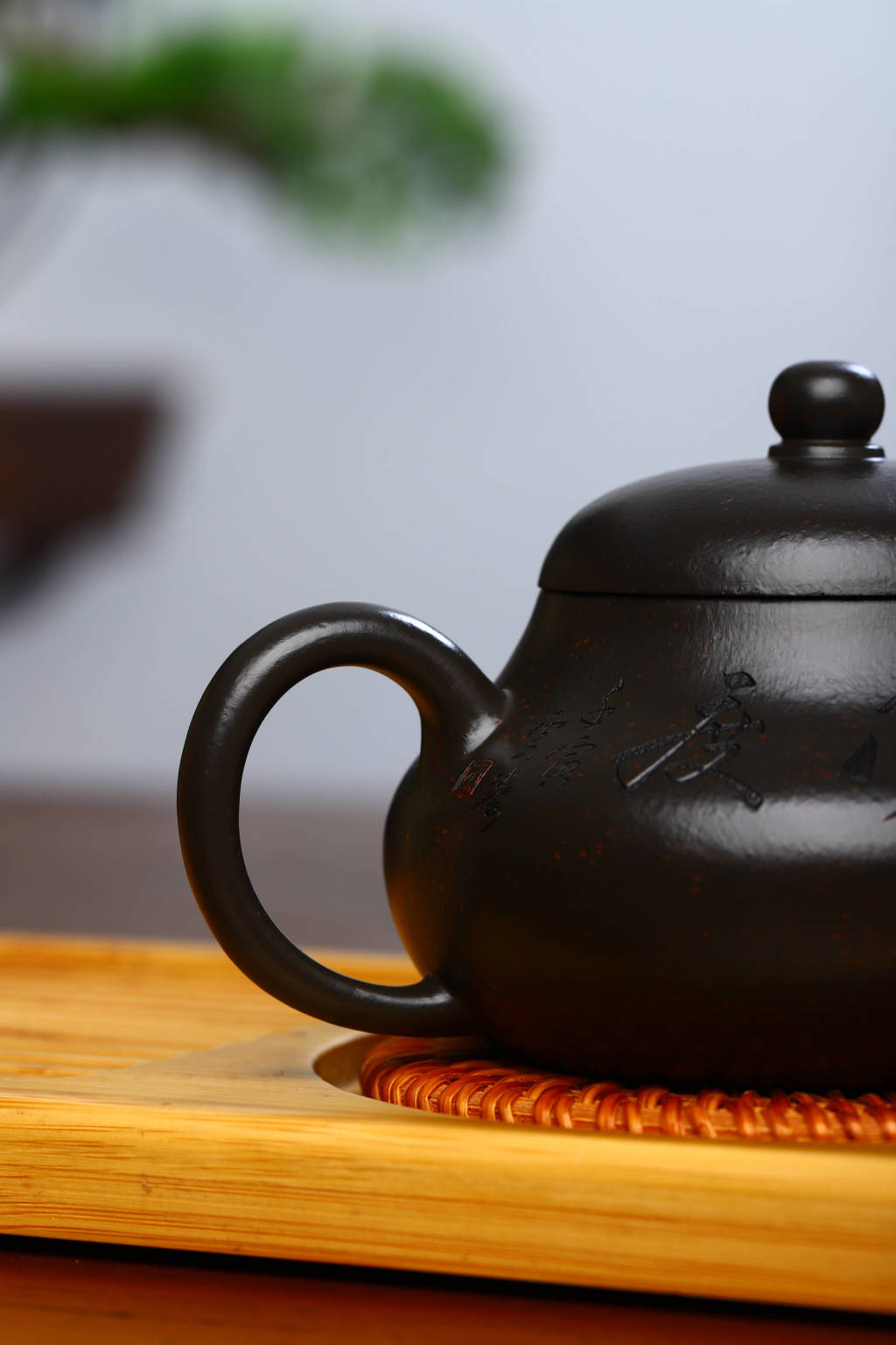 Jun De  280cc - Yixing Zisha Purple Clay Teapot