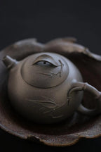 Wen Zhu Hu   160cc - Yixing Zisha Purple Clay Teapot