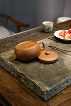 Rong Ling  200cc - Yixing Zisha Purple Clay Teapot