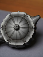 Wan Deng  280cc - Yixing Zisha Purple Clay Teapot