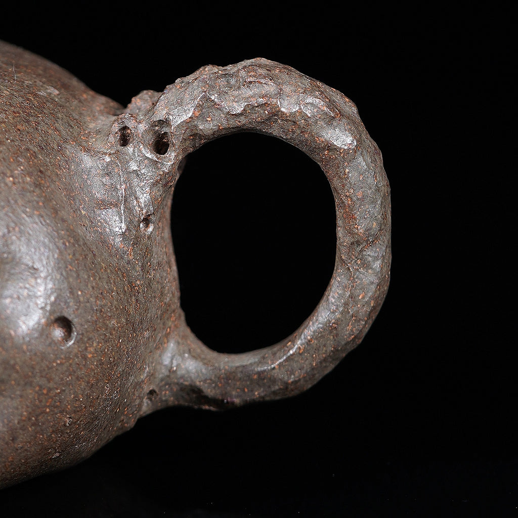 Tai Hu Shi Qu   180cc - Yixing Zisha Purple Clay Teapot