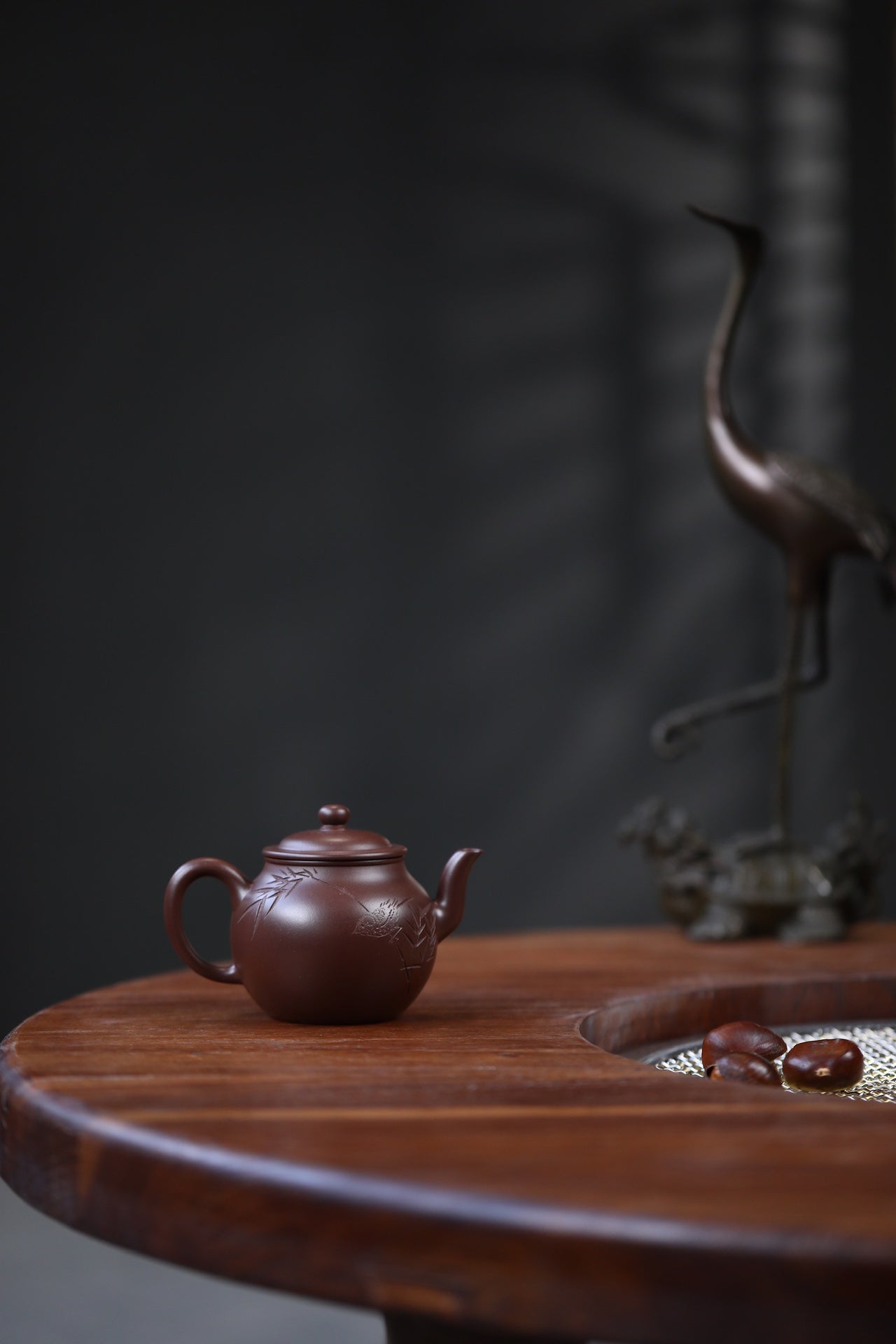 Jin Zhu  180cc - Yixing Zisha Purple Clay Teapot