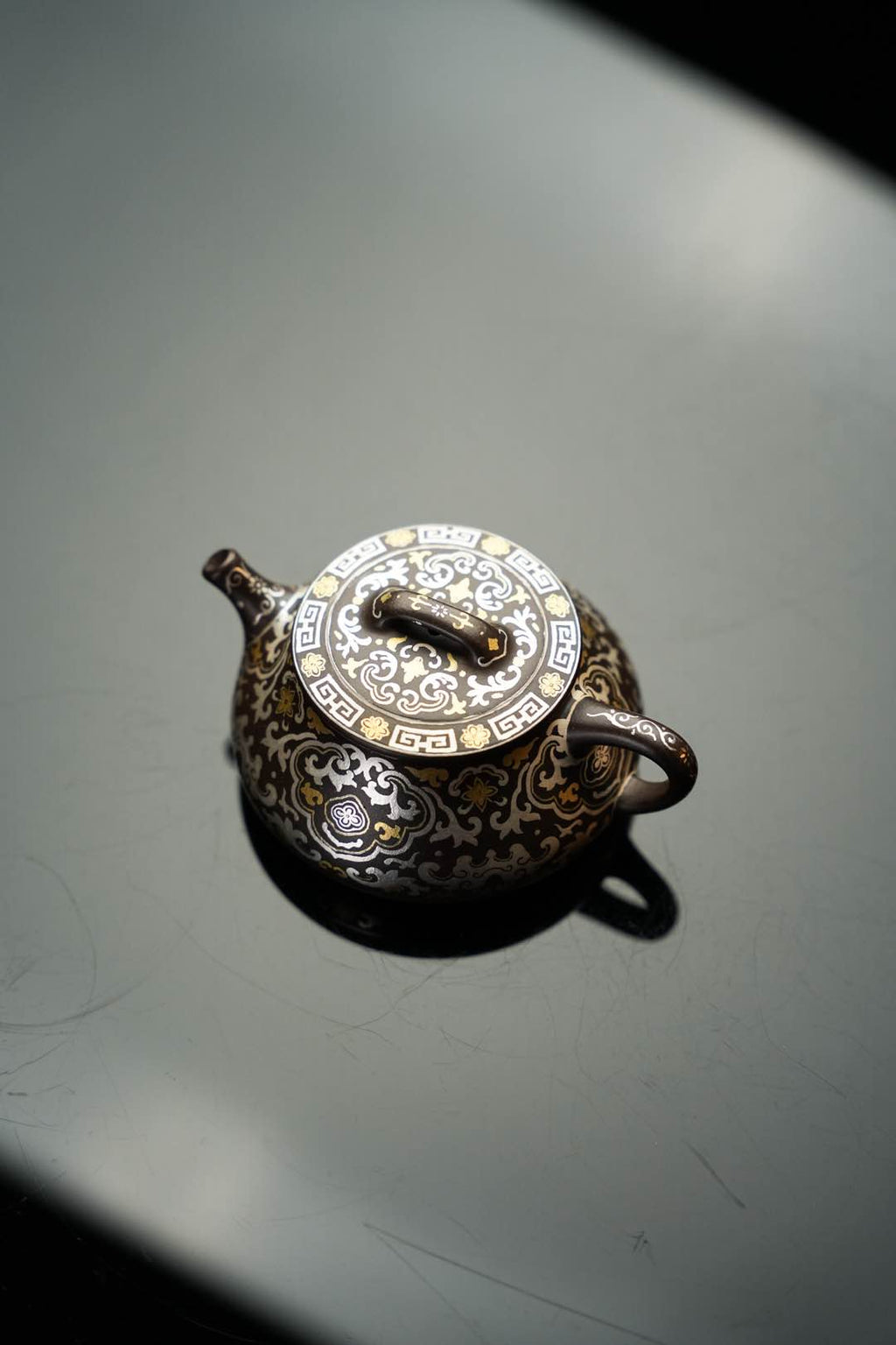 Yue Piao  160cc - Yixing Zisha Purple Clay Teapot