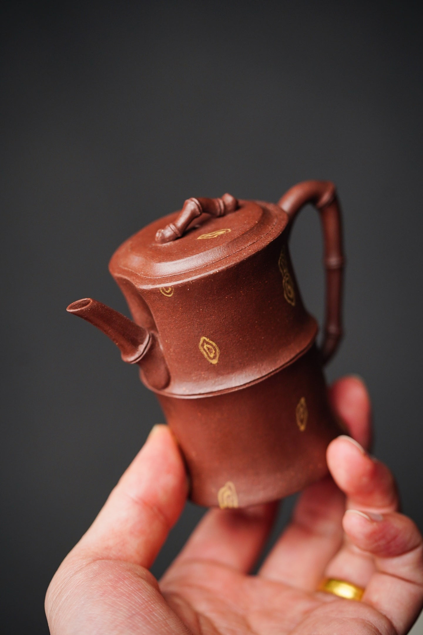 Zhu Jie   120cc - Yixing Zisha Purple Clay Teapot