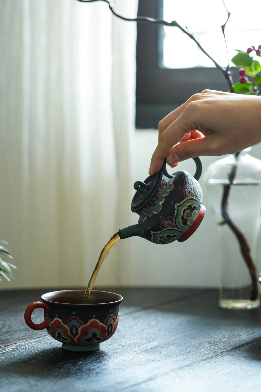 Dun Huang Tuan Hua   170cc - Yixing Zisha Purple Clay Teapot