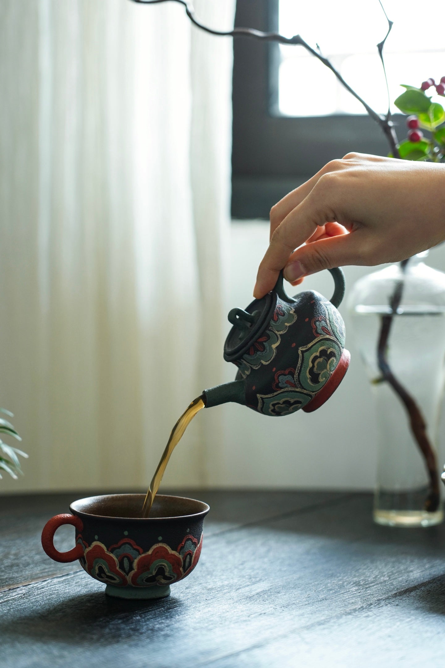 Dun Huang Tuan Hua   170cc - Yixing Zisha Purple Clay Teapot