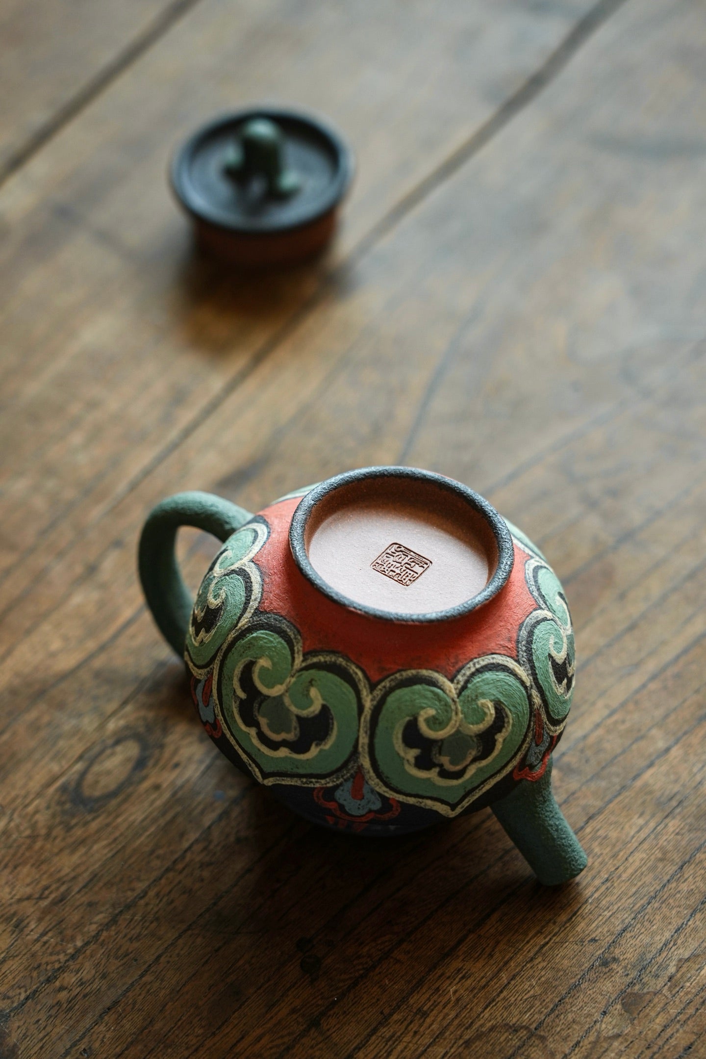 Dun Huang Tuan Hua   170cc - Yixing Zisha Purple Clay Teapot