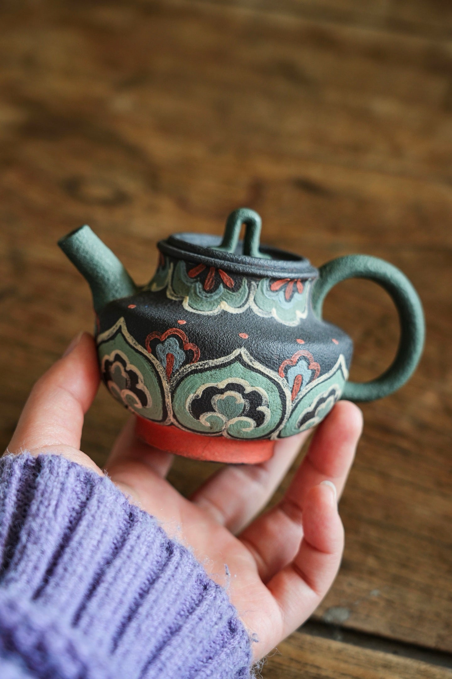 Dun Huang Tuan Hua   170cc - Yixing Zisha Purple Clay Teapot