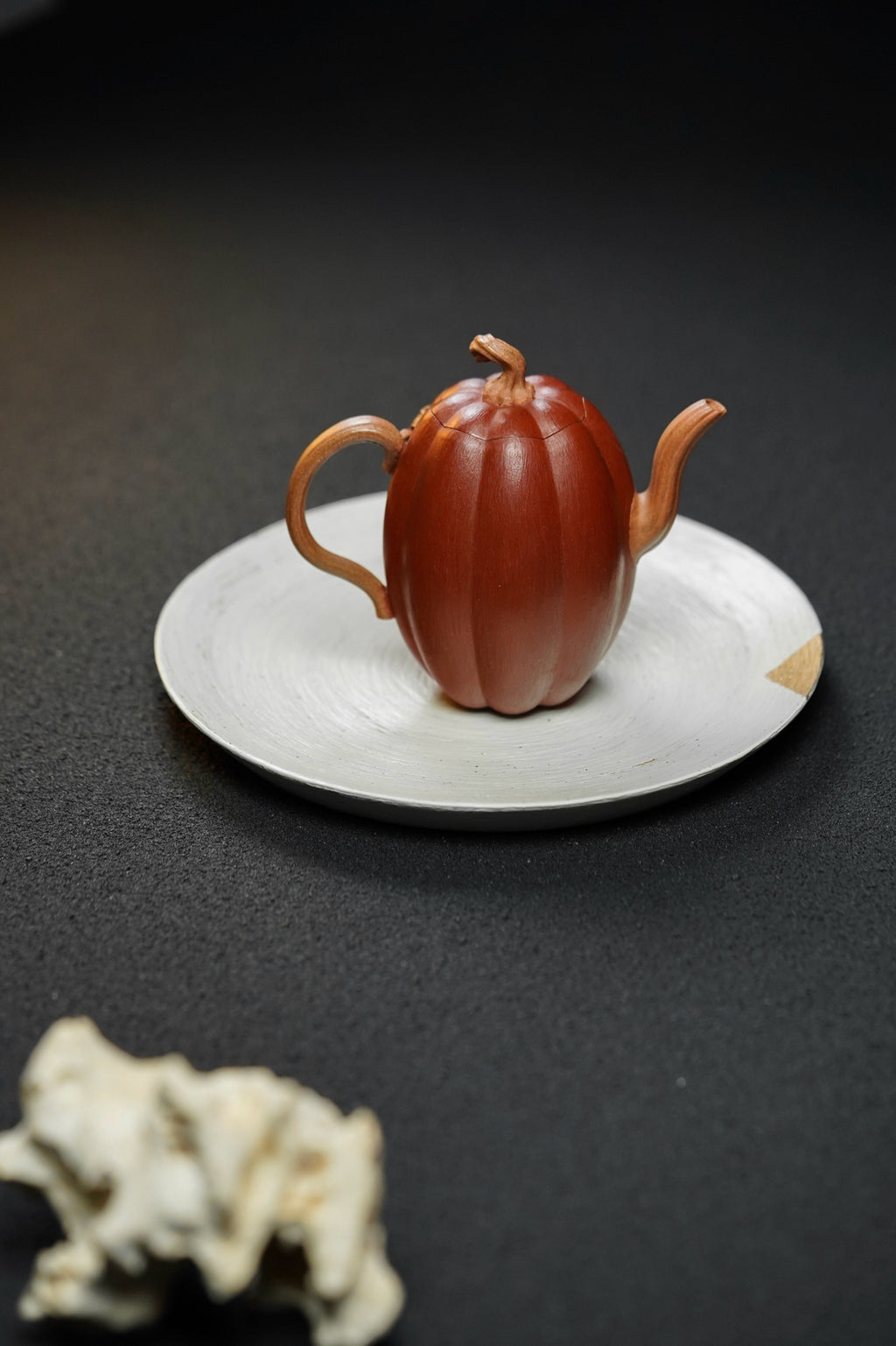 Jing Le Nan Gua   208cc - Yixing Zisha Purple Clay Teapot