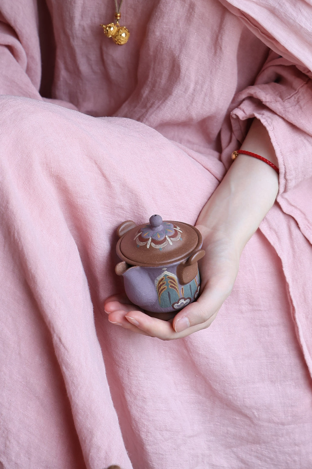 Zi Qi Dong Lai  130cc - Yixing Zisha Purple Clay Teapot