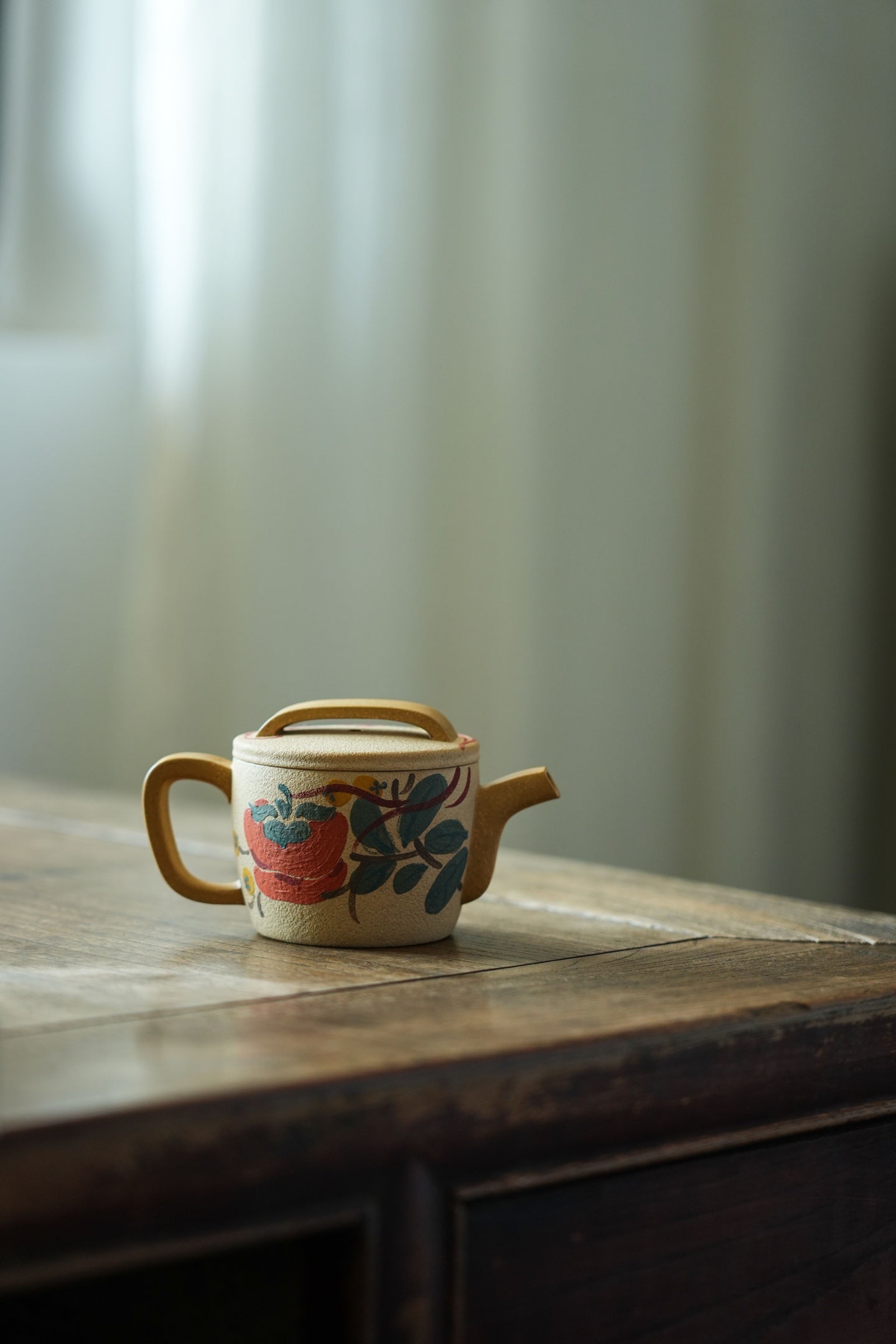 Shi Shi Ru Yi   120cc - Yixing Zisha Purple Clay Teapot