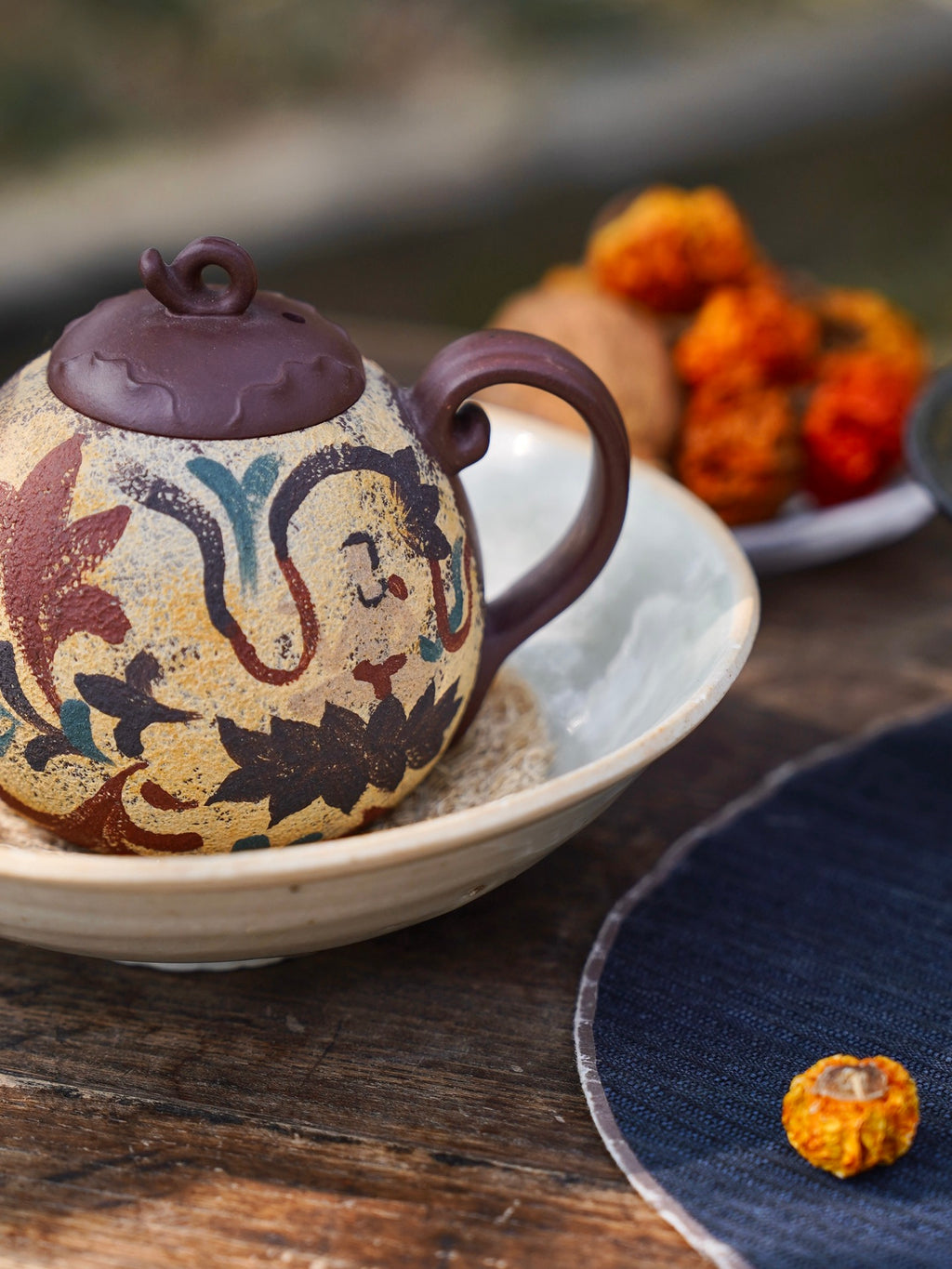 Hao Yun Lian Lian  180cc - Yixing Zisha Purple Clay Teapot