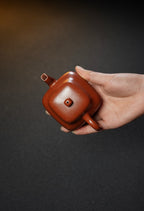 Si Fang Jun De   180cc - Yixing Zisha Purple Clay Teapot