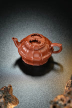 Fu Shou Ru Yi   200cc - Yixing Zisha Purple Clay Teapot