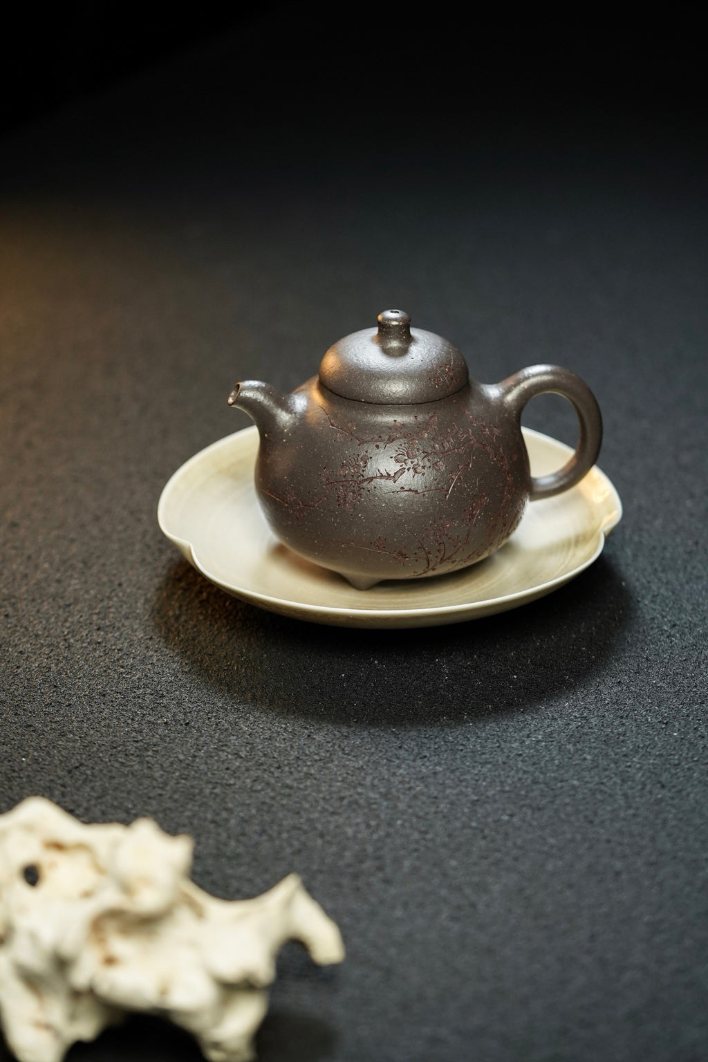 Ru Ding  260cc - Yixing Zisha Purple Clay Teapot