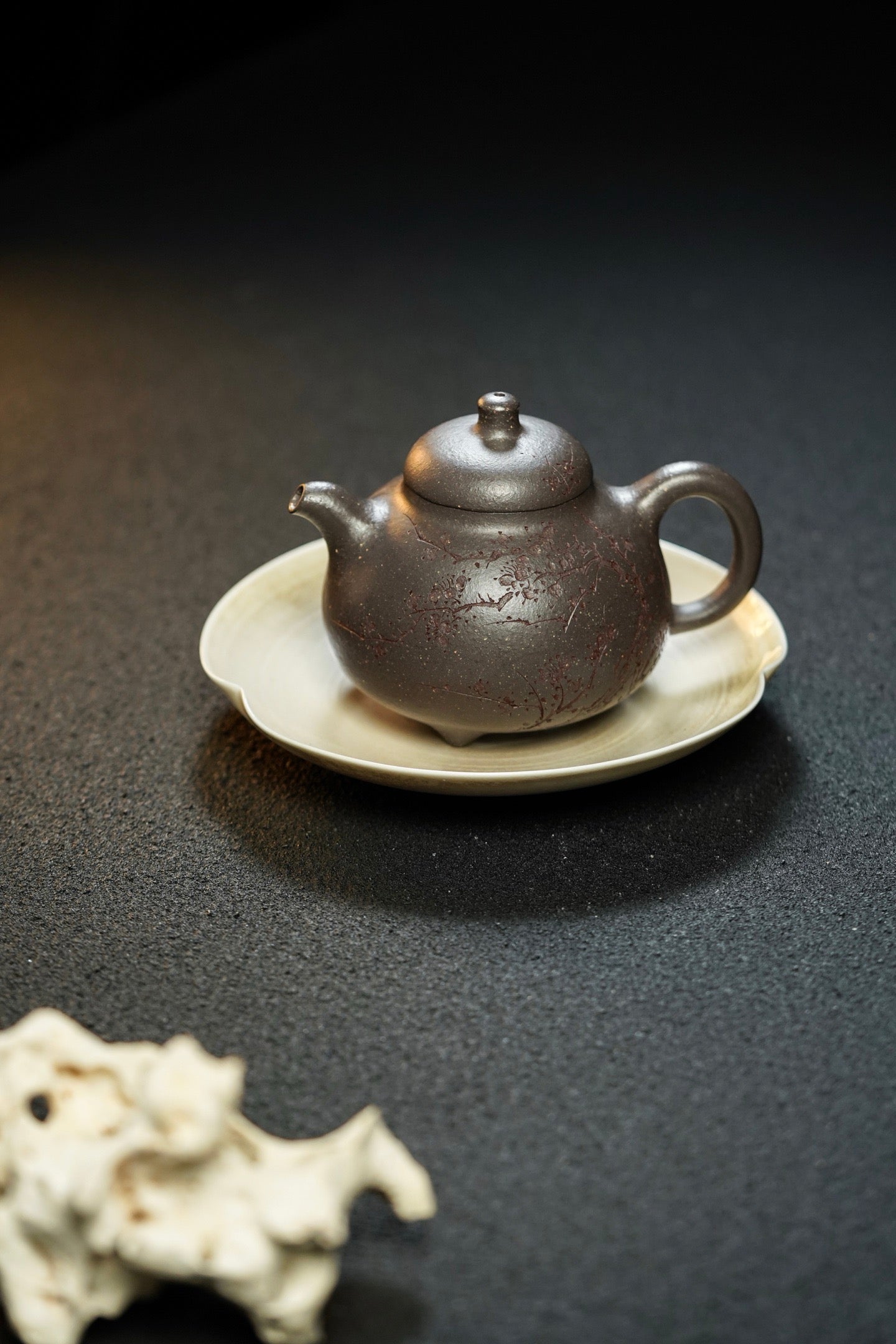 Ru Ding  260cc - Yixing Zisha Purple Clay Teapot