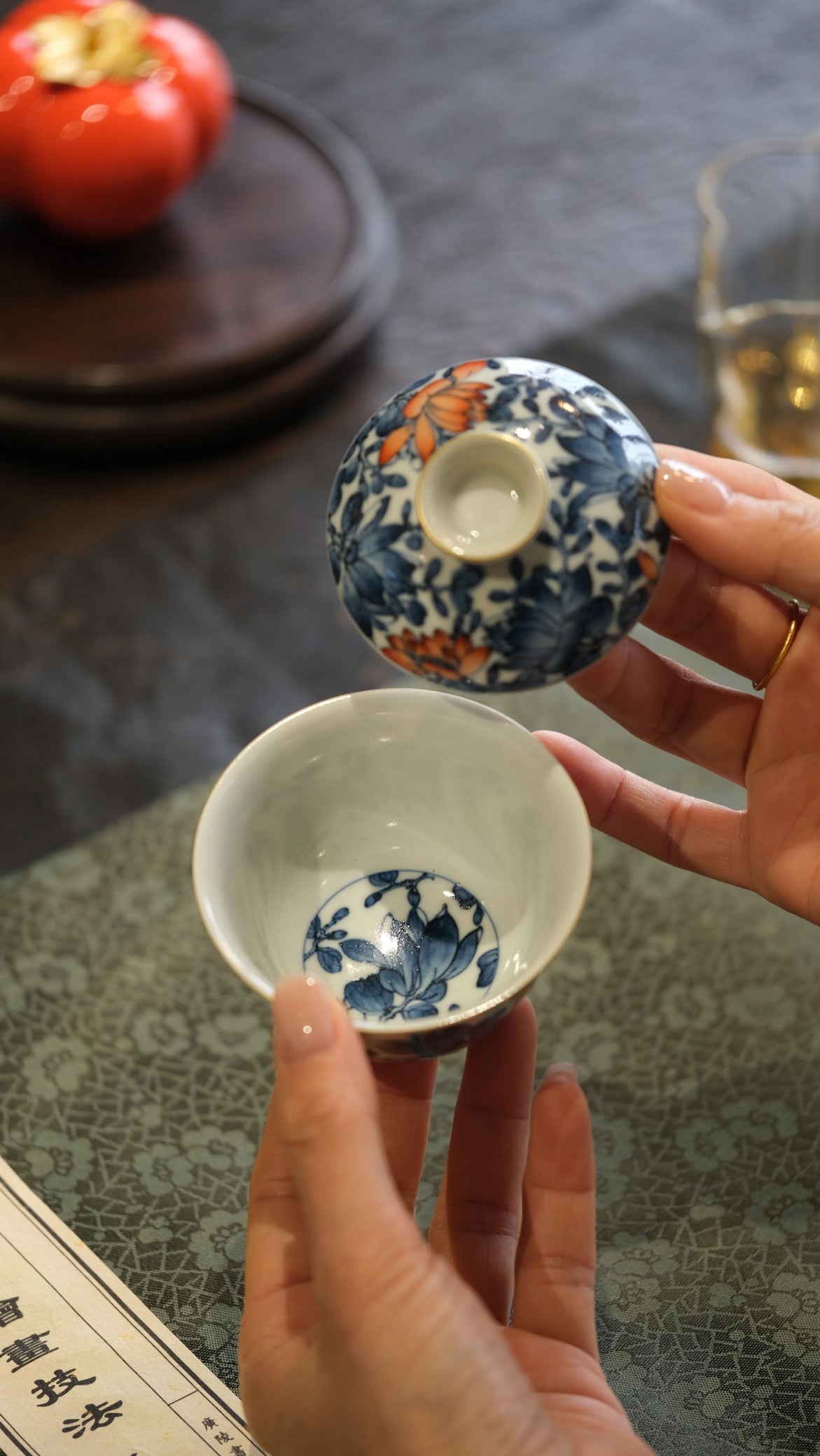 Blue and white porcelain covered bowl  -Jingdezhen porcelain