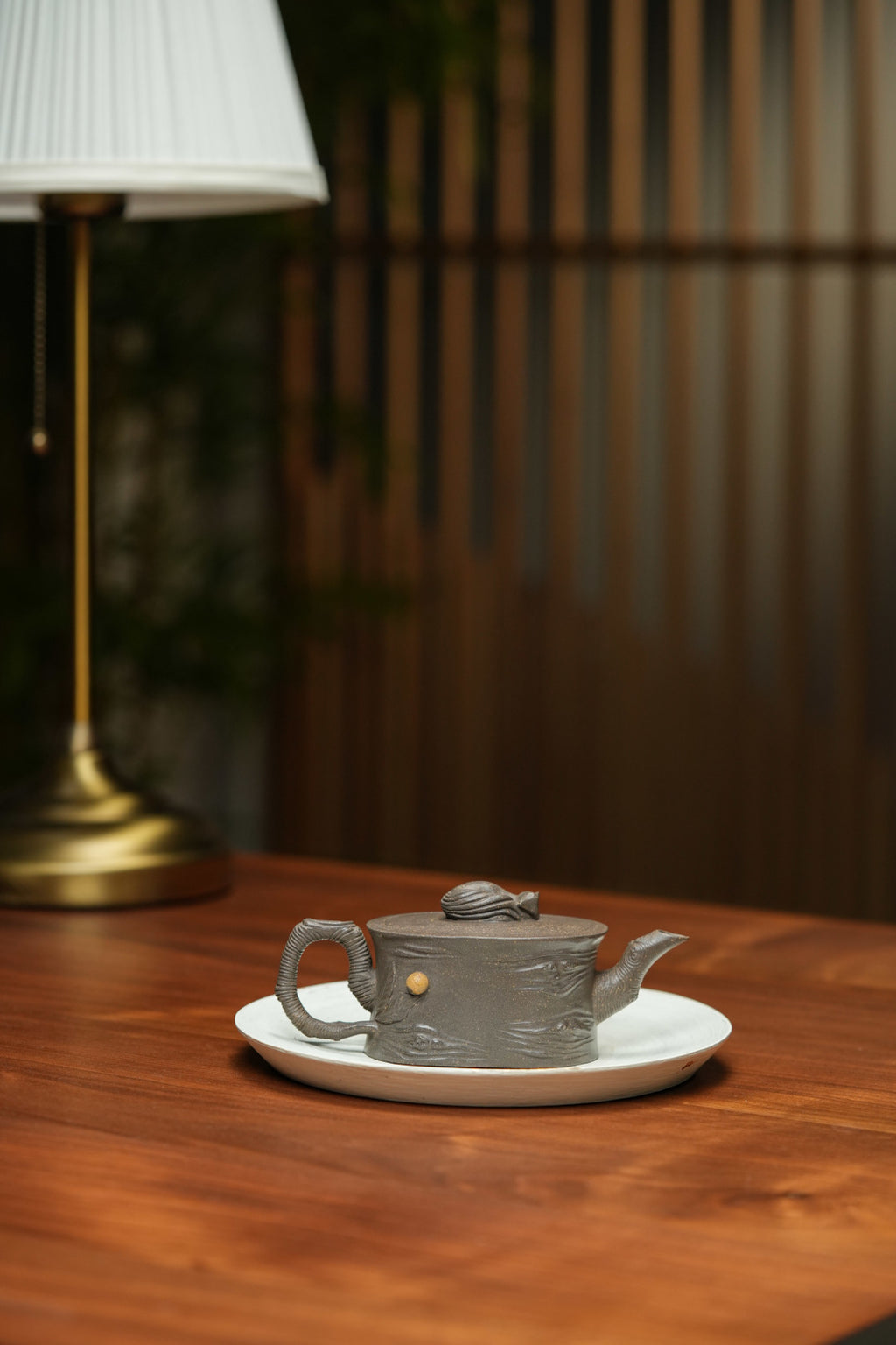 Ling Hu   120cc - Yixing Zisha Purple Clay Teapot