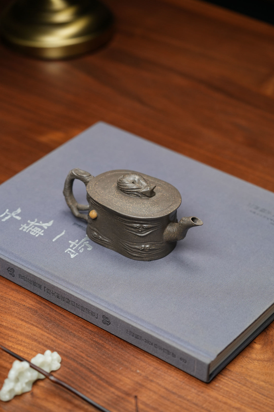 Ling Hu   120cc - Yixing Zisha Purple Clay Teapot