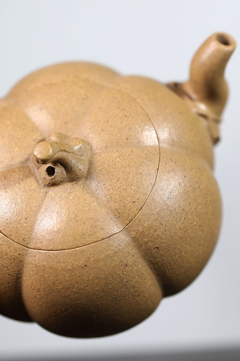 Nan Gua Hu  220cc - Yixing Zisha Purple Clay Teapot