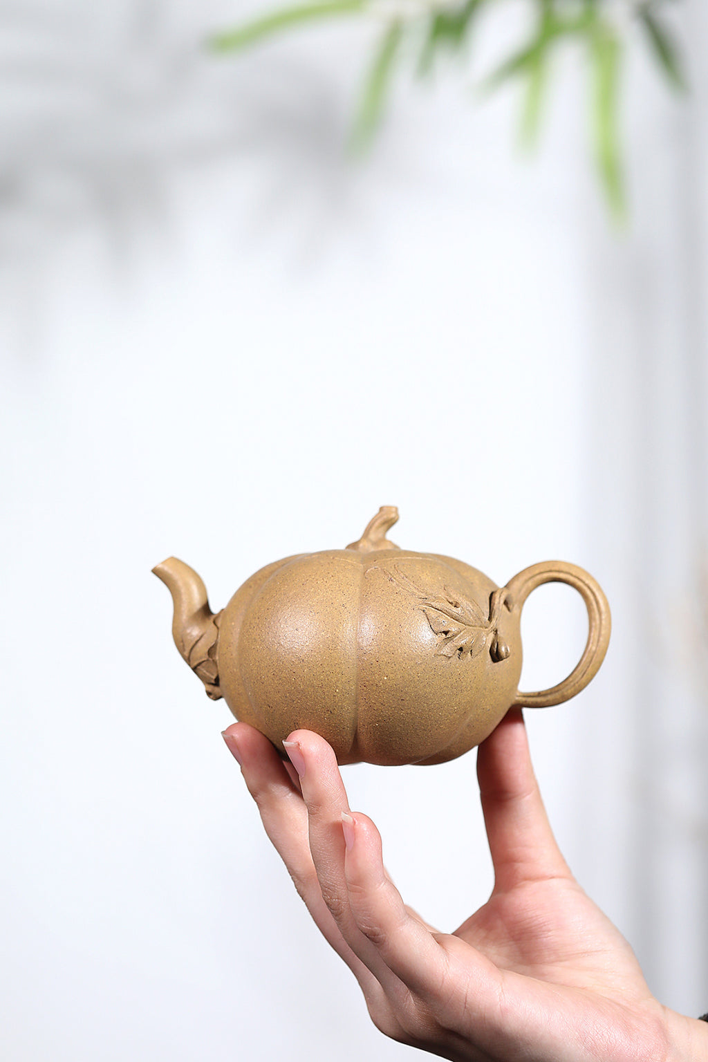 Nan Gua Hu  220cc - Yixing Zisha Purple Clay Teapot