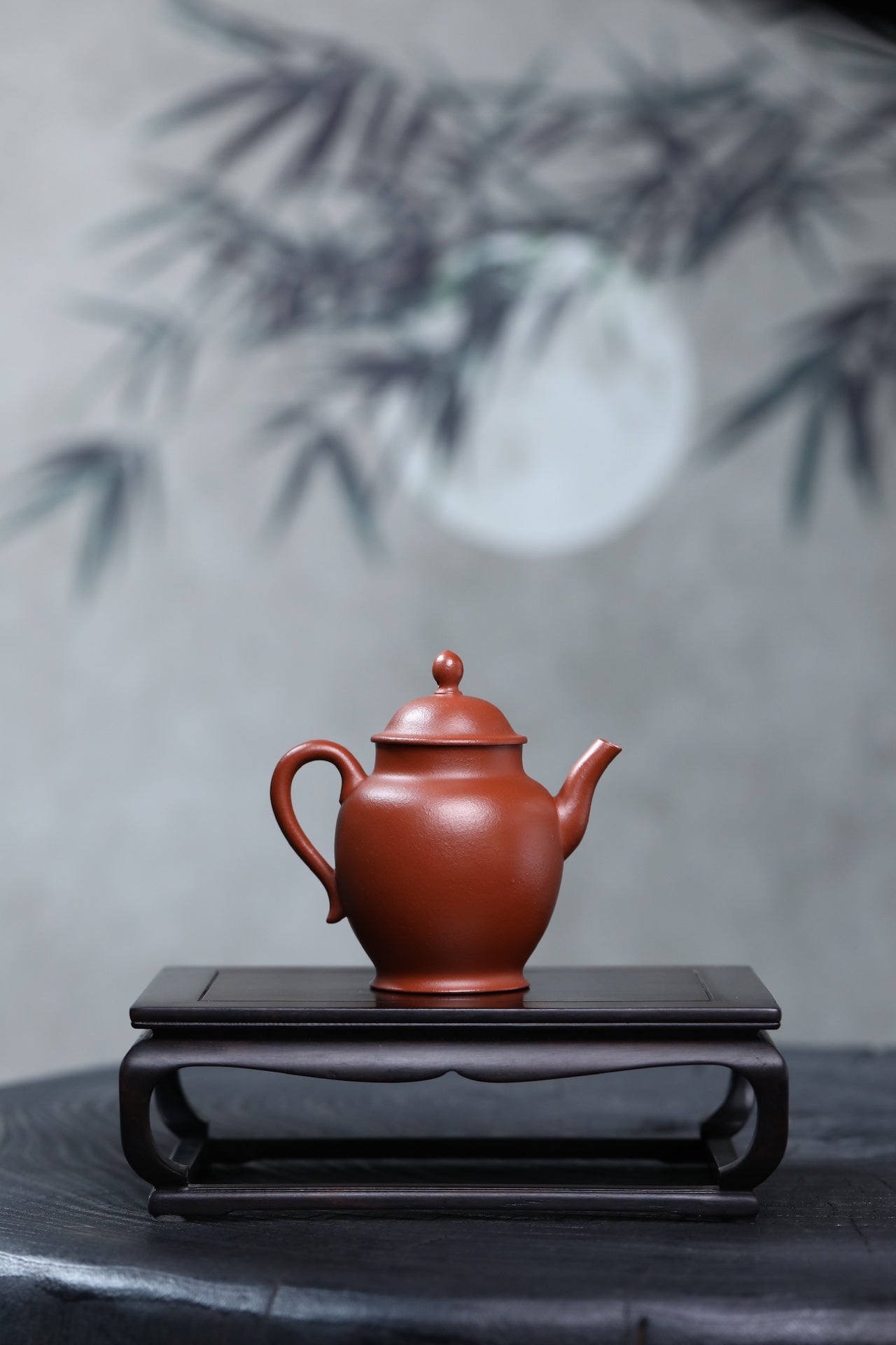 Wu Jin Gong Deng  100cc - Yixing Zisha Purple Clay Teapot