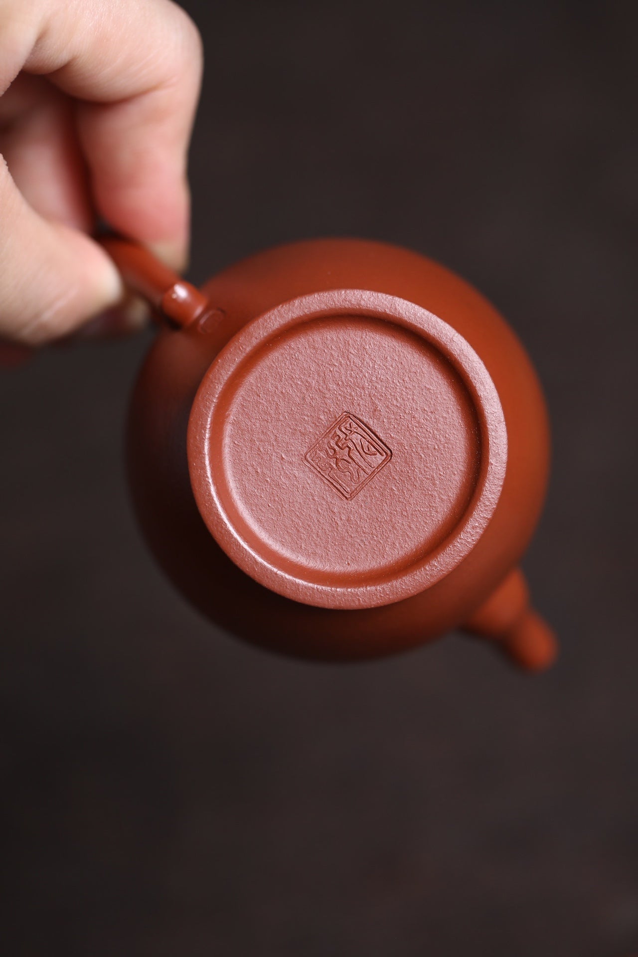 Wu Jin Gong Deng  100cc - Yixing Zisha Purple Clay Teapot