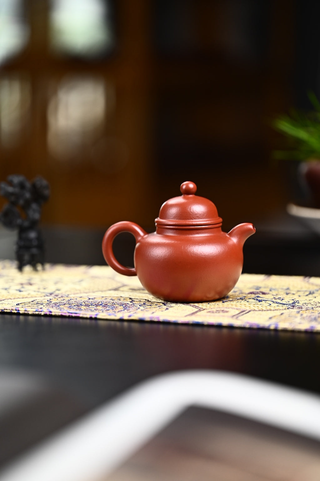 Duo Qiu   160cc - Yixing Zisha Purple Clay Teapot