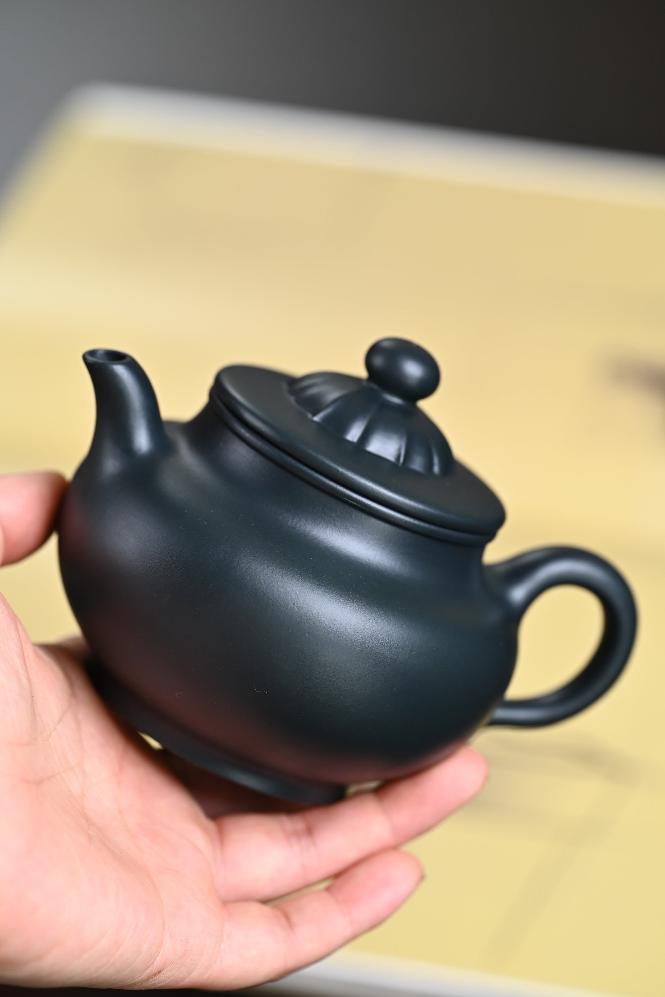 Lian Ban  250cc - Yixing Zisha Purple Clay Teapot