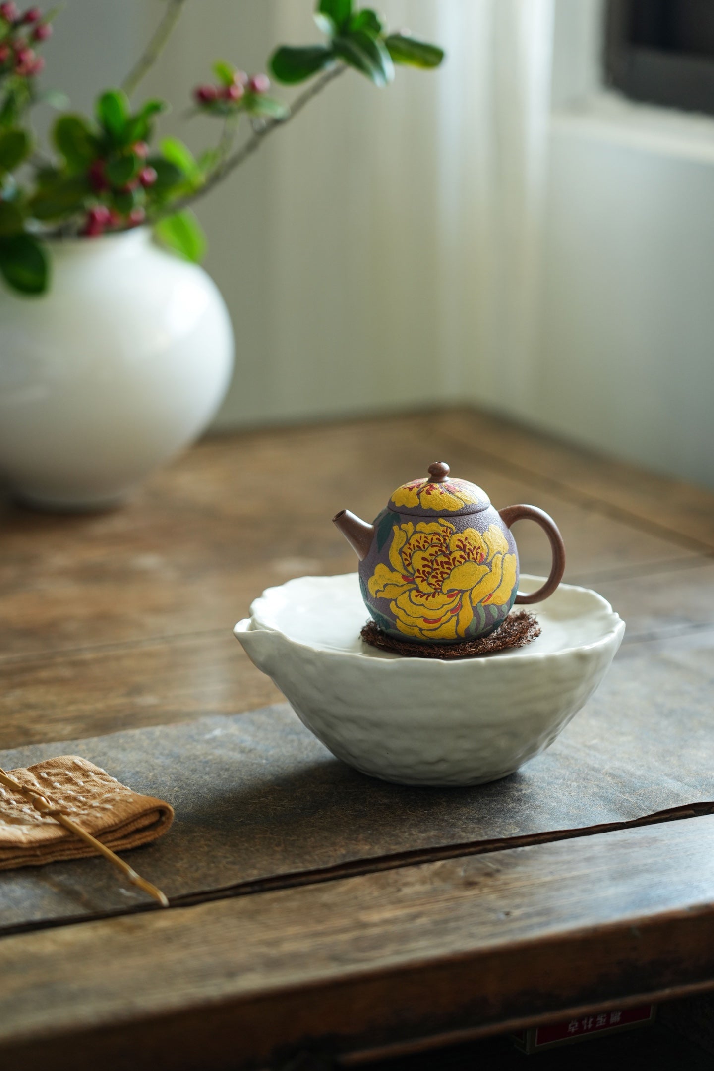 Mu Dan  100cc - Yixing Zisha Purple Clay Teapot